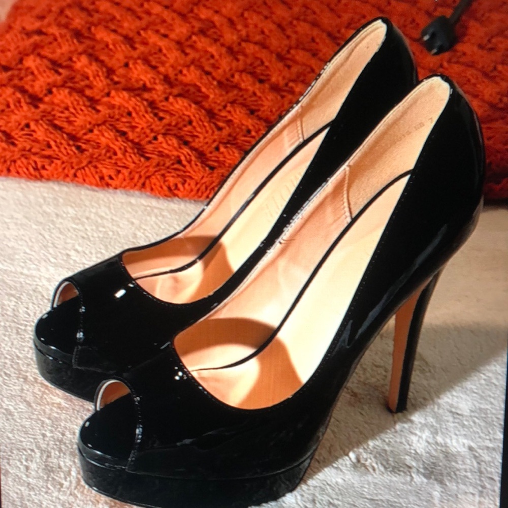 Chic Black Patent Leather Peep-Toe Heels